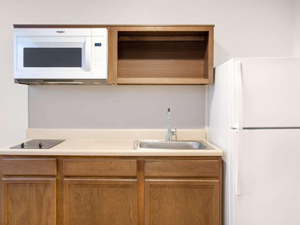 Extended Stay America Select Suites - Charlotte - Northlake Szoba fotó